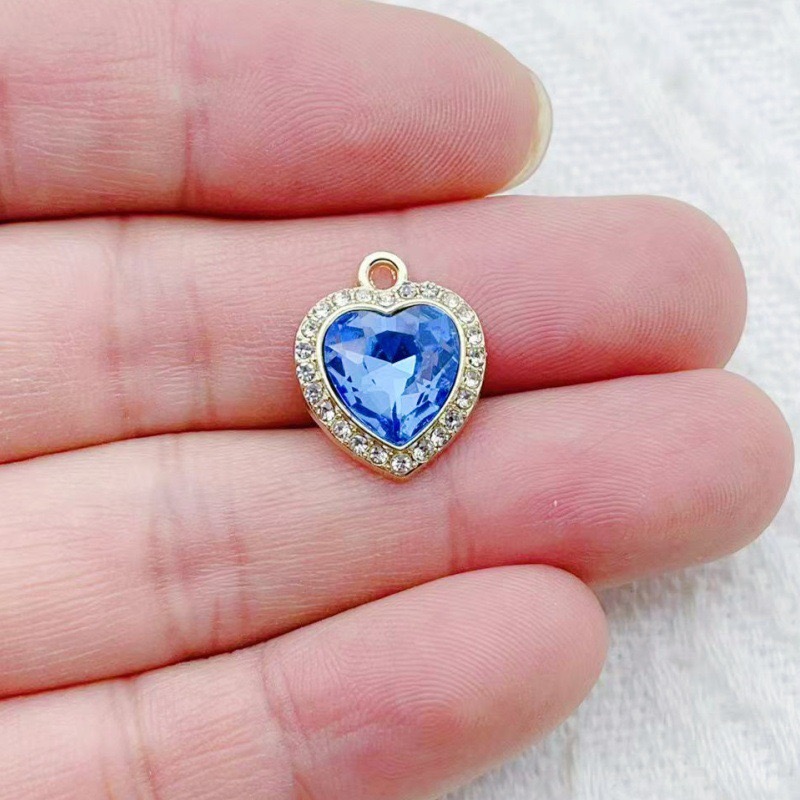 10 stuks hartvormige ingelegde - Jewelry Making Pendants recensie en prijs